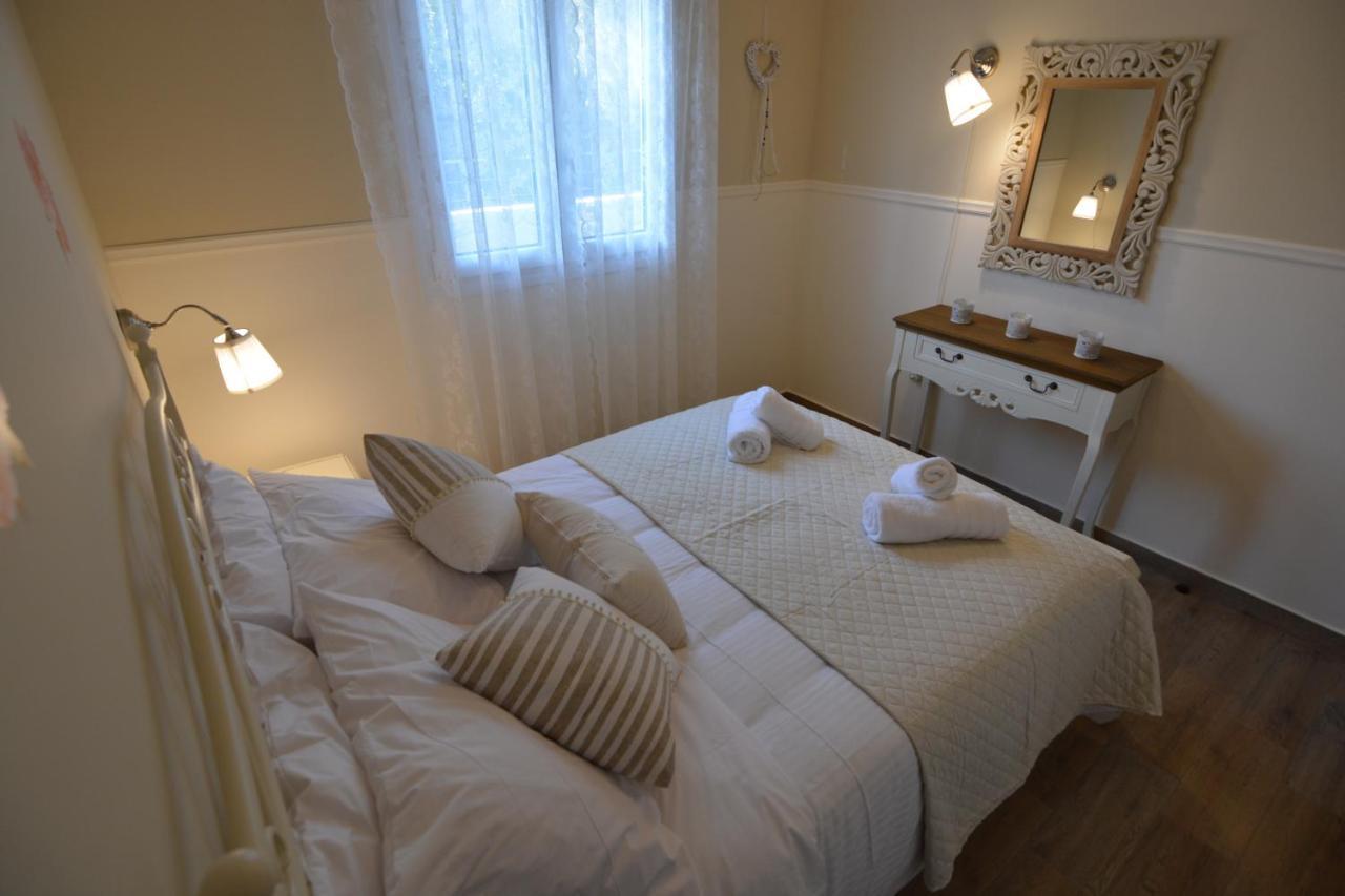 Olympia'S Apartments Artemida  Dış mekan fotoğraf