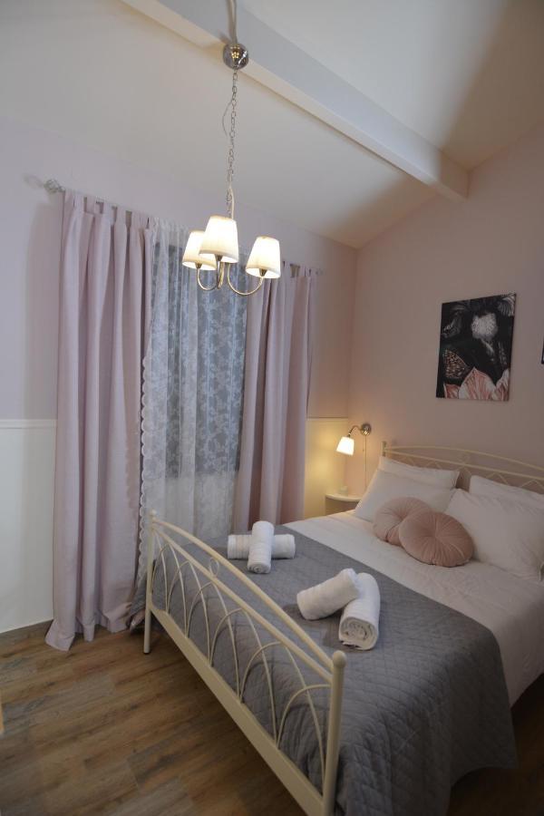 Olympia'S Apartments Artemida  Dış mekan fotoğraf