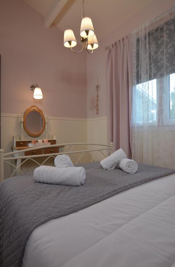 Olympia'S Apartments Artemida  Dış mekan fotoğraf